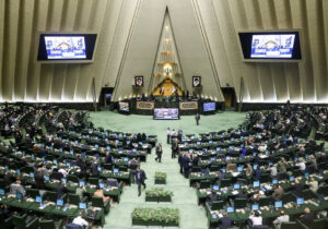 وزیر ارتباطات به کمیسیون امنیت ملی مجلس میرود؛ علت: بررسی فضای سایبری و سکوهای مجازی/ کدام وزرا به کمیسیونها میروند؟