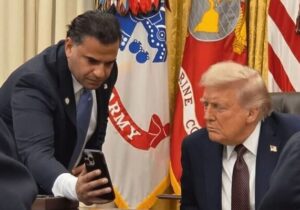 العربی الجدید:‌ فرستاده آمریکا حامل پیام‌هایی به عراق است