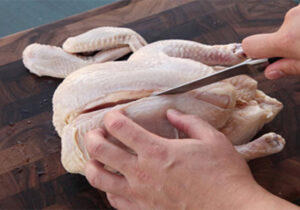 مرغ ۱۰۰ هزار تومانی قالیباف، شعار یا واقعیت؟ / اسداللهنژاد: این حرفهای سیاسی است، نهادهها نایابشده، قیمت سربه فلککشیده