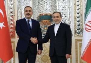 عراقچی: ایران و ترکیه مصمم هستند با همکاری نزدیک در مسیر صلح پایدار منطقه‌ای گام بردارند