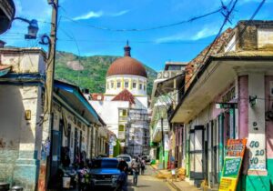 ماجرای ارتش بیخانمانها که در فکر تصرف یک جزیره بودند/ دو مرد دستگیر شدند