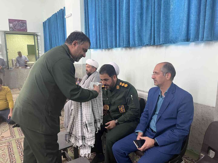 برگزاری همایش تجلیل از بسیجیان کارگری و کارمندی میبد در مسجدالنبی شهرک صنعتی جهان آباد