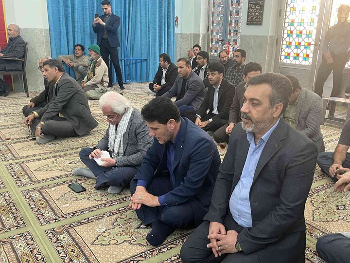 برگزاری همایش تجلیل از بسیجیان کارگری و کارمندی میبد در مسجدالنبی شهرک صنعتی جهان آباد