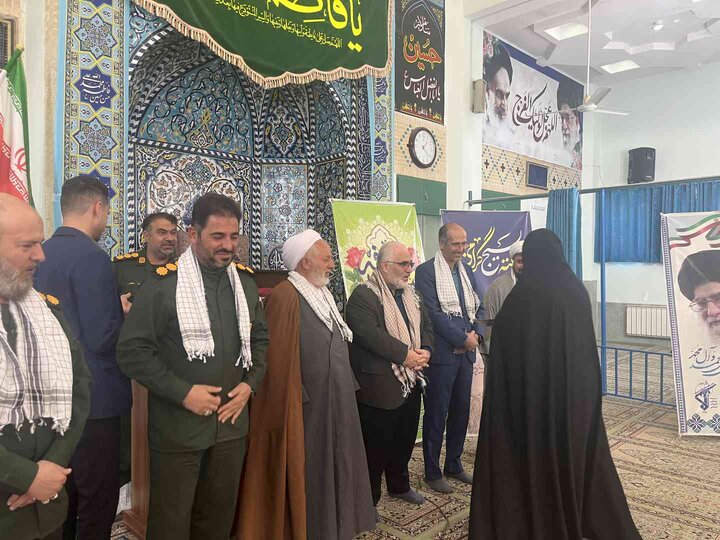 برگزاری همایش تجلیل از بسیجیان کارگری و کارمندی میبد در مسجدالنبی شهرک صنعتی جهان آباد