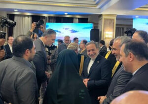 ببینید | حضور عراقچی در مراسم روز ملی عمان