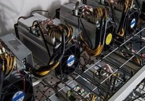 توقیف بیش از ۱۱۰۰ ماینر غیر مجاز در هرمزگان