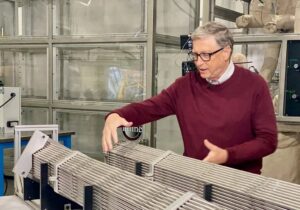 ساخت نیروگاه هستهای در دستان بیل گیتس!