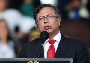 هشدار پترو به ترامپ: تهدید نکن، جگوار را بیدار خواهید کرد؛حمله به حاکمیت ما اعلام جنگ است