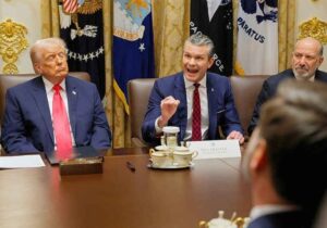 هشدار قانونگذاران آمریکایی به ترامپ: اگر حمله کنی جلویت را می‌گیریم