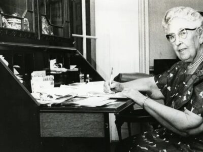 خالق پوآرو در شیراز چه می‌کرد؟