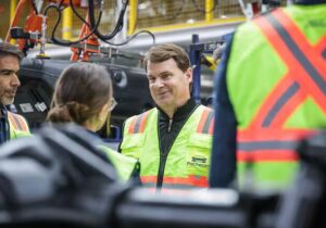 مدیرعامل فورد: شیائومی، اپلِ چین است