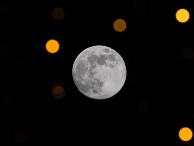 امشب چشم از آسمان بر ندارید!