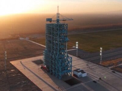 چین اولین پرتاب اضطراری فضایی تاریخ خود را انجام داد