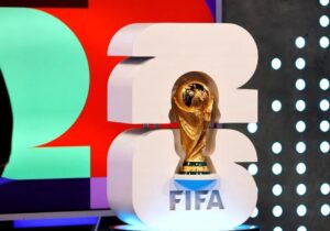 ببینید | جام قهرمانی به محل قرعهکشی جام جهانی برده شد