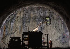 طولانیترین و عمیقترین تونل زیرآبی جهان کجاست؟