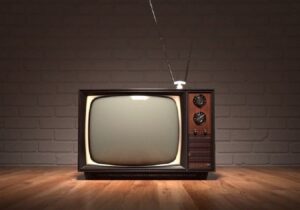 شما نظر دهید/ در شبانهروز چنددقیقه برنامههای صداوسیما را میبینید؟