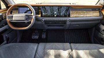 این خودرو برای گوش‌های شما برنامه دارد / احیای گذشته و خاطره جاده‌های خاکی