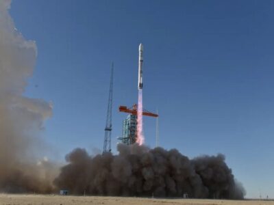 انفجار موشک پیشرفته چینی / بوستر آتش گرفت