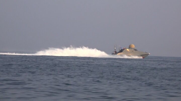 رزمایش اقتدار نیروی دریایی سپاه