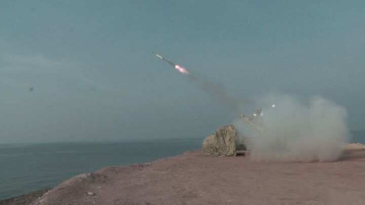 رزمایش اقتدار نیروی دریایی سپاه