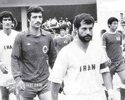 عکس‌های دیده نشده از علی پروین و ناصر حجازی در آزمایشگاه!