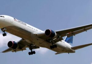 ببینید | فاجعه در فرودگاه برزیل؛ ایرباس در محاصره دود و شعله‌ها