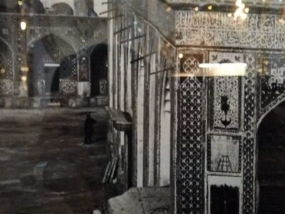 خاطرات ناصرالدین‌شاه: حرم را قُرق کردند، رفتیم توی ضریح حضرت سیدالشهدا (ع)