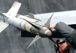 ورود کره‌جنوبی به باشگاه سازندگان موشک‌های هوابه‌هوا / اتفاقی در آسمان شرق آسیا در حال رخ دادن است