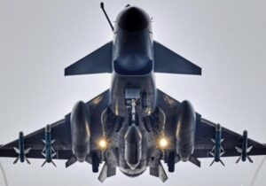 چین آماده تحویل پیشرفتهترین جنگنده تکموتوره خود است!