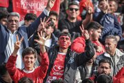 عکس| لوگو بوس پرسپولیس روی سکوها در دربی!