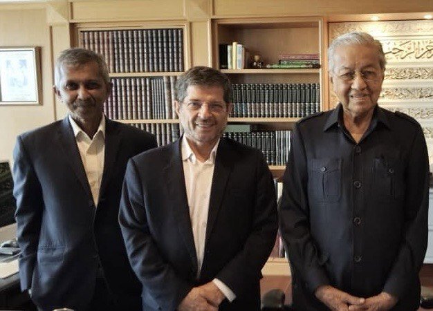 با مهاتیر؛ در یکصدسالگی او