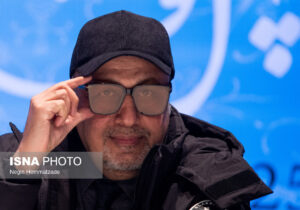 رضا عطاران بستری شد