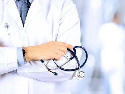 ببینید | رئیس سازمان نظام پزشکی: ۸ درصد جامعه پزشکی زیرمیزی می‌گیرند