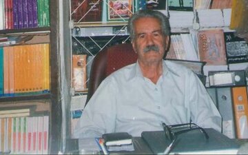 این کتابفروشی تنها با یک شوخی از دست کودتاچیان جان سالم به در برد