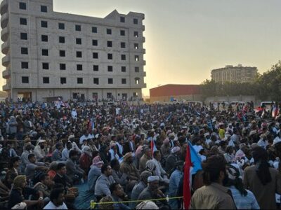 گروه وابسته به امارات خواستار تشکیل کشور یمن جنوبی شد / لشکرکشی به دو استان نفت خیز حضرموت و المهره