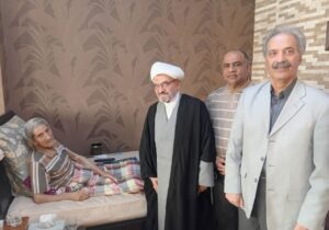 عیادت نماینده رهبری از پیشکسوت «اطلاعات» در آستانه صدسالگی روزنامه