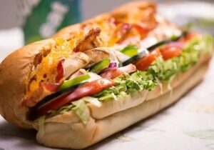 قیمت ساندویچ ترمز برید/ غذای کارگری با رشد ۲۰۰۰ درصدی، تبدیل به خوراکی لوکس شد!