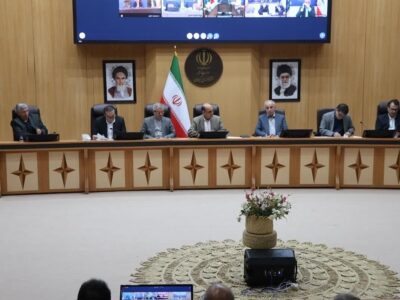 استاندار گیلان:از راهاندازی واحد مرغداری، گلخانه، صنایع تبدیلی در گیلان حمایت میشود