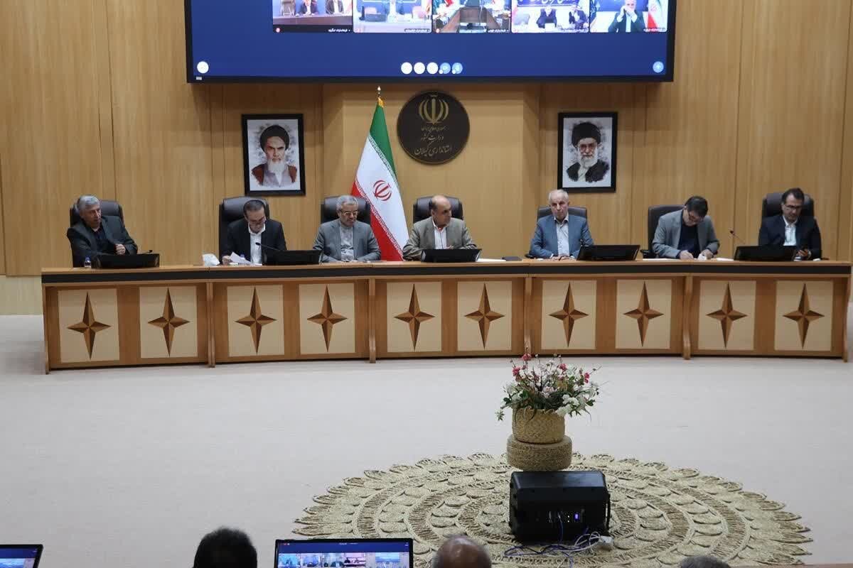 استاندار گیلان:از راهاندازی واحد مرغداری، گلخانه، صنایع تبدیلی در گیلان حمایت میشود استاندار گیلان:از راهاندازی واحد مرغداری، گلخانه، صنایع تبدیلی در گیلان حمایت میشود