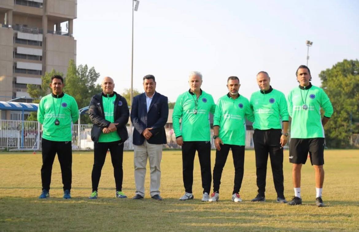 عکس | منصوریان مربی محبوبش را به عراق برد!