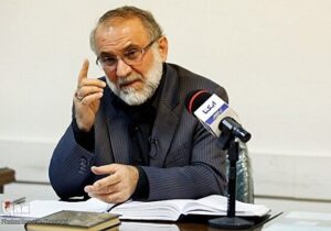 هشدار قرآن درباره «ربوده‌شدن لباس تقوا»؛ خوانشی تازه از بحث پوشش