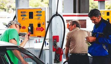 نشست آسیب شناسی مصوبه سه نرخی شدن بنزین برگزار می‌‎شود