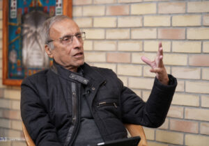 واکنش هادی خانیکی به روایت ها درباره ریزش سرمایه اجتماعی پزشکیان