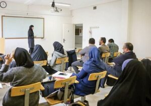 چه کسانی مسئول بیسوادی دانش آموزان و دانشجویان هستند؟