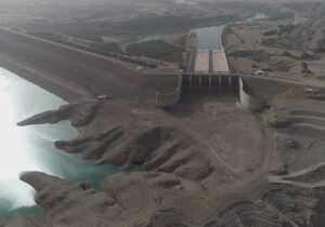 ببینید | حجم آب سد کرخه به یکپنجم رسید