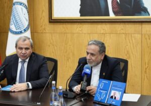 عراقچی: ملت ایران از عزت خود قاطعانه دفاع میکند