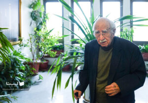 فتح الله مجتبایی: ایران در دنیا کمنظیر است آن را از دست ندهید / قدر هویت ملی و فرهنگی خودتان را بدانید