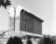 نیم قرن پیش کلنگ ساخت بزرگترین هتل ایران در تهران به زمین زده شد! +عکس