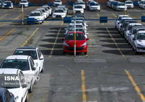 جهش ناگهانی ۱۵۰ تا ۲۰۰ میلیون تومانی قیمت خودرو/ ترمز افزایش قیمت خودرو کشیده میشود؟