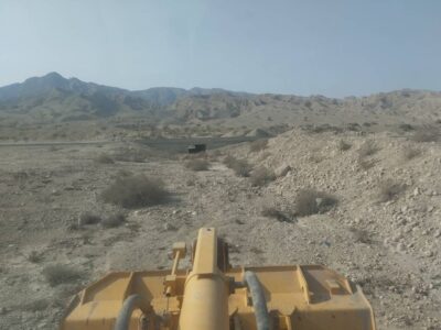 اجرای عملیات تنقیه،لایروبی دهانه پل و ایجاد پدخاکی محور خمیر–کهورستان